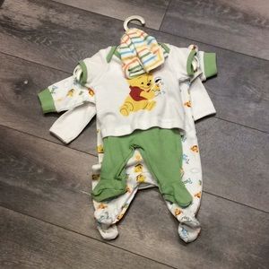 Baby Winnie the Pooh set